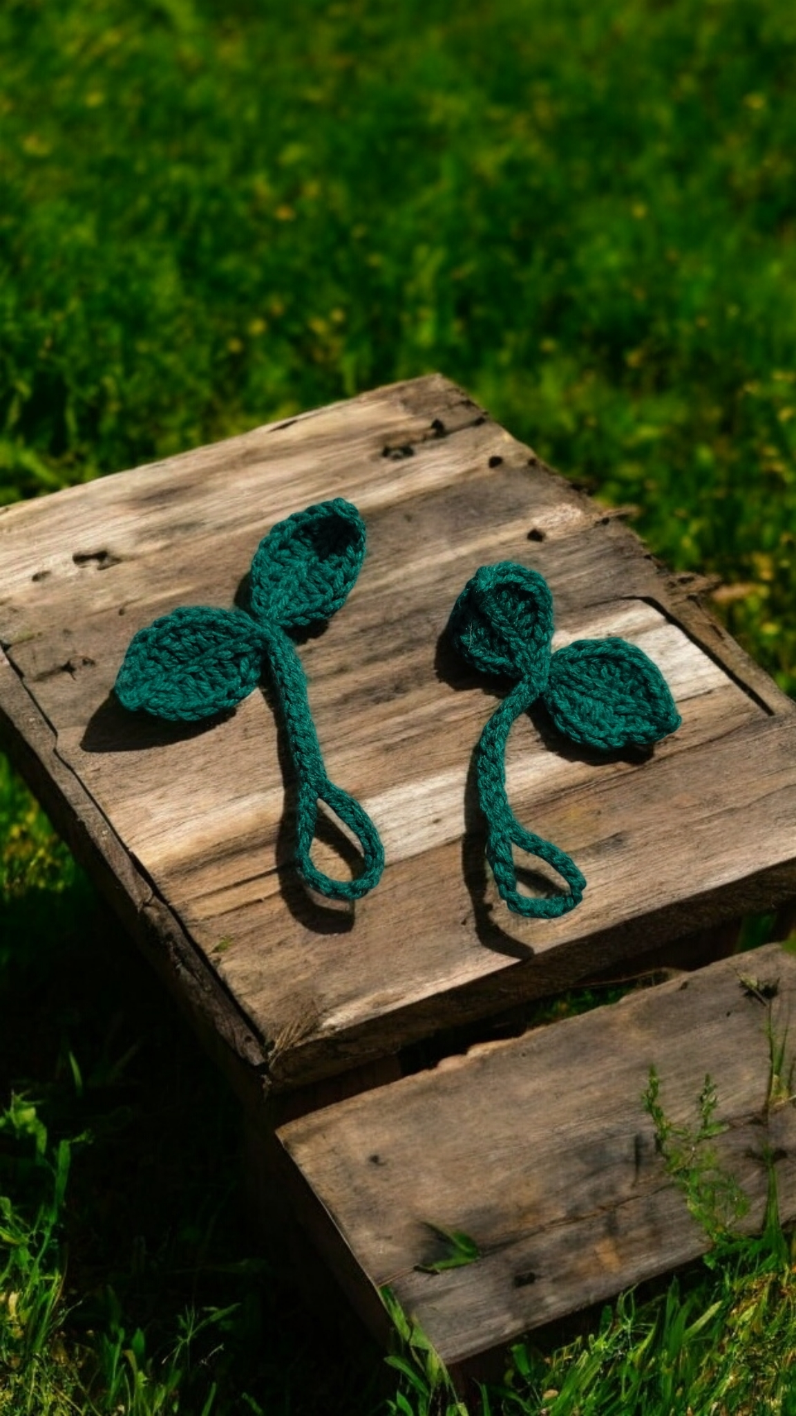 Crocheted Sprout Cord Winder