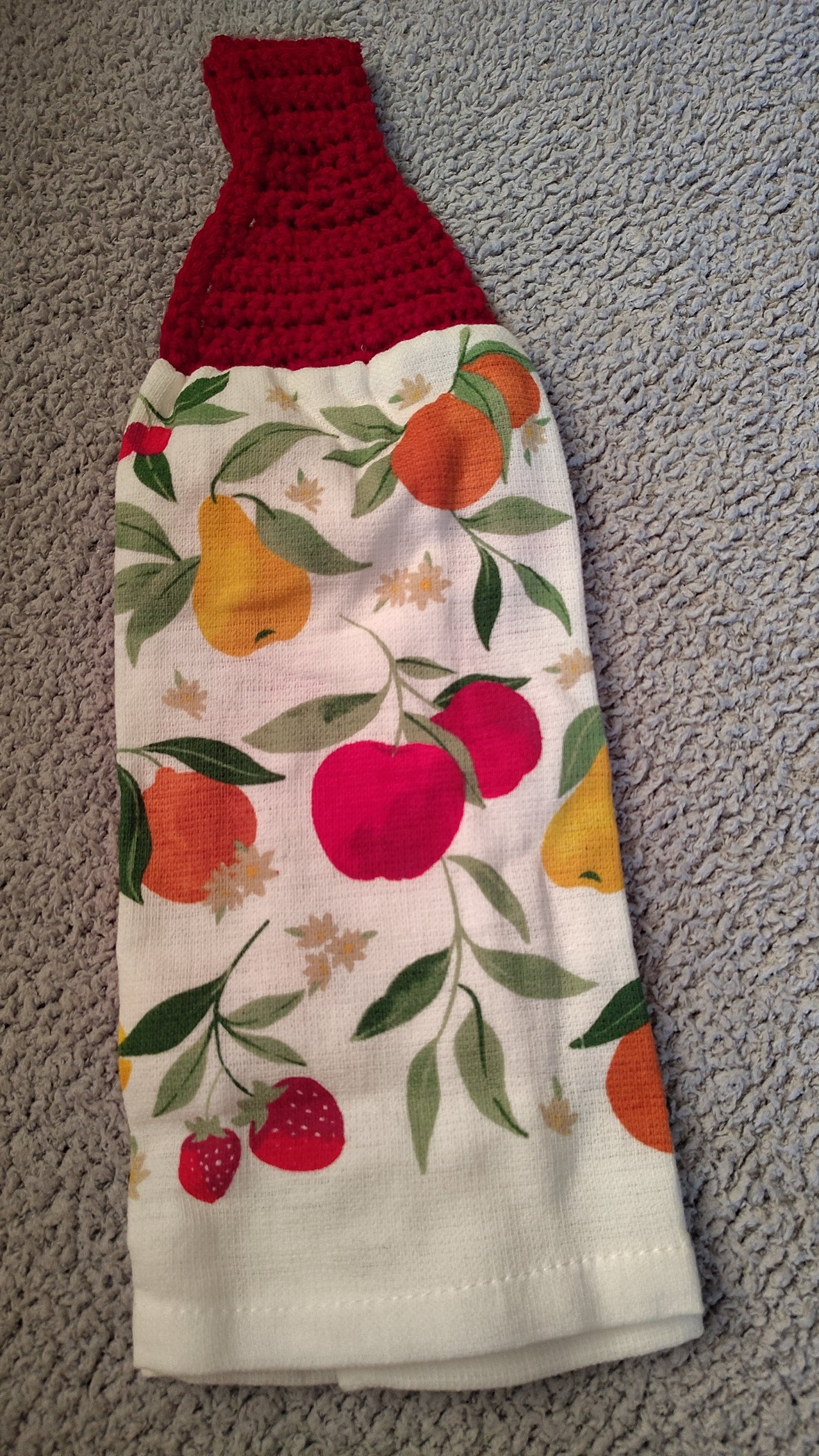 Crochet-topped Hanging Kitchen Towel (fruits)